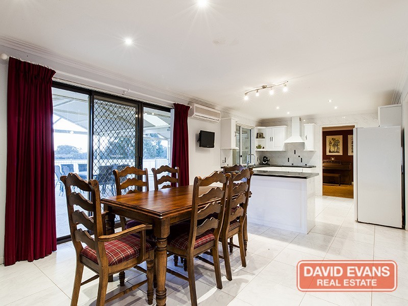 21 Lee-Steere Drive, Mariginiup WA 6078