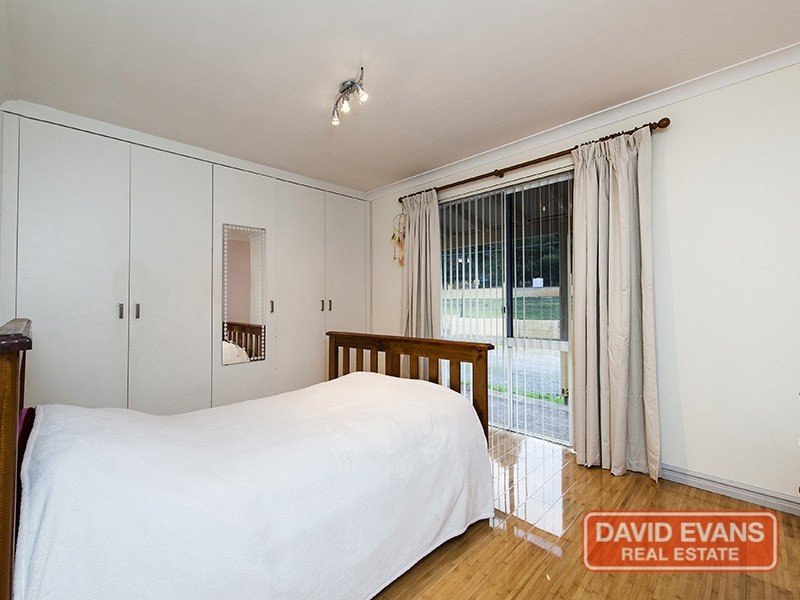 21 Lee-Steere Drive, Mariginiup WA 6078