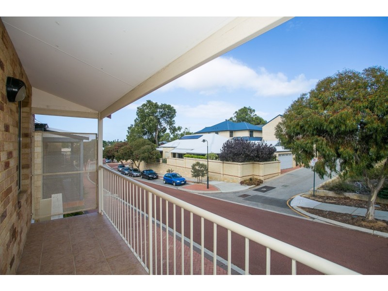63 Lakeside Drive, Joondalup WA 6027