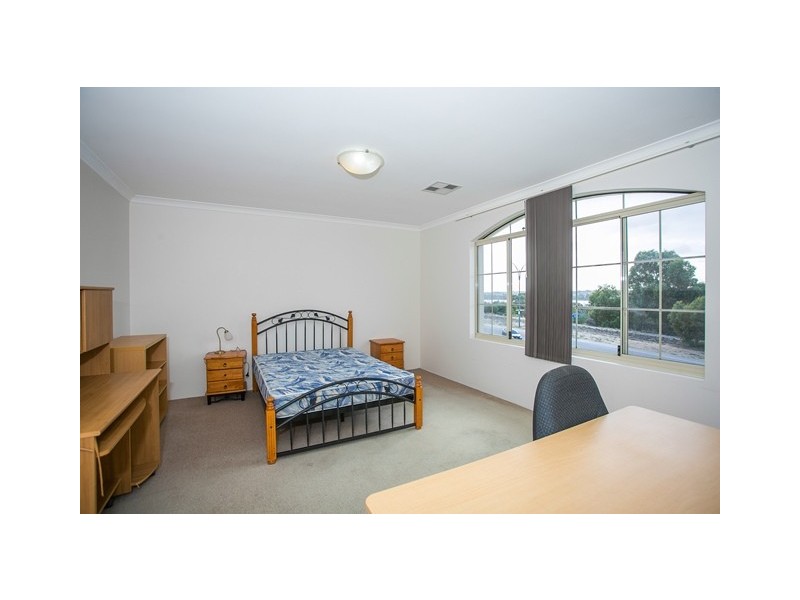 63 Lakeside Drive, Joondalup WA 6027