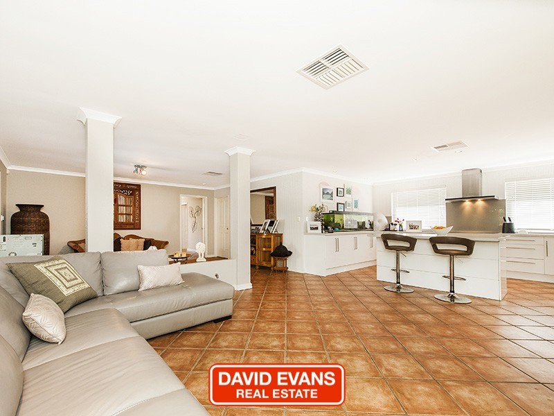 4 Sofitel Lane, Currambine WA 6028