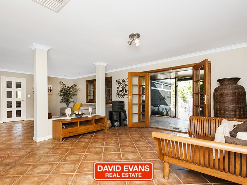 4 Sofitel Lane, Currambine WA 6028