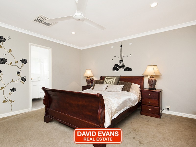 4 Sofitel Lane, Currambine WA 6028