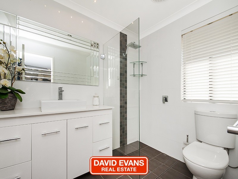 4 Sofitel Lane, Currambine WA 6028