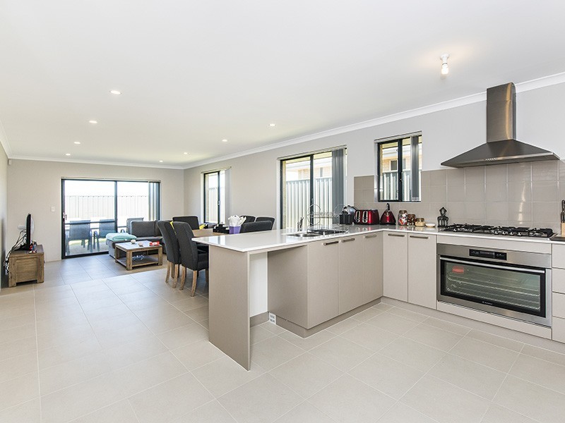 53 Boomerang Loop, Banksia Grove WA 6031