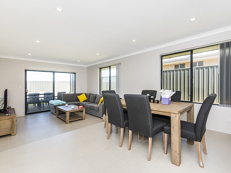 53 Boomerang Loop, Banksia Grove WA 6031