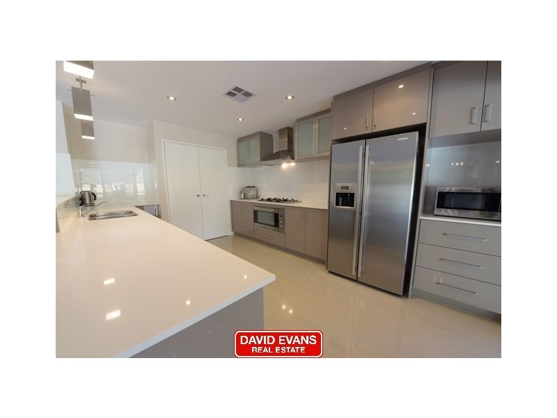 1 Casa Place, Inglewood WA 6052