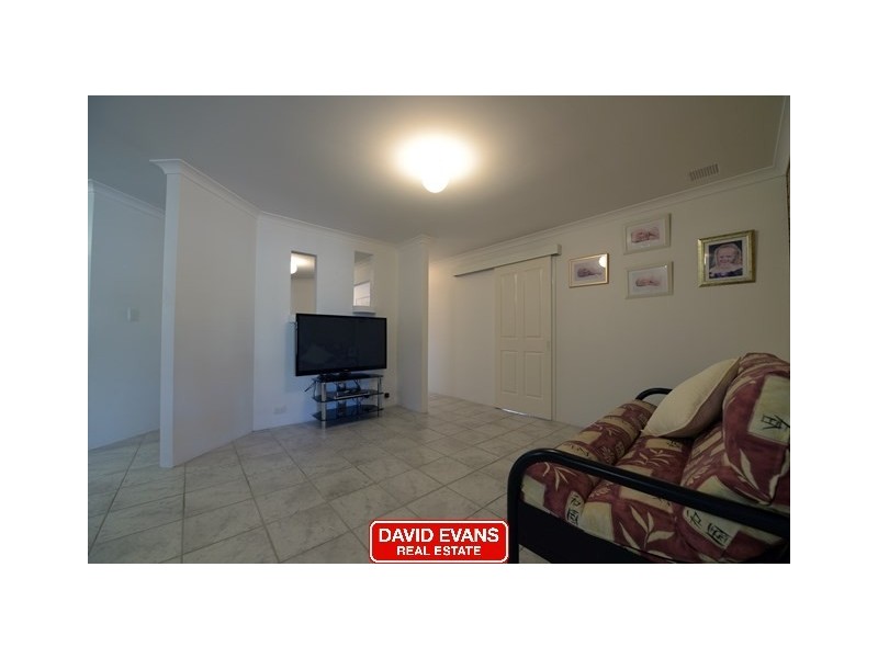 22 Mallina Circuit, Carramar WA 6031