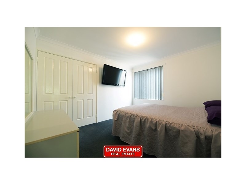 22 Mallina Circuit, Carramar WA 6031