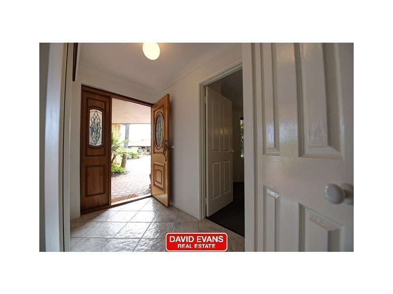 22 Mallina Circuit, Carramar WA 6031