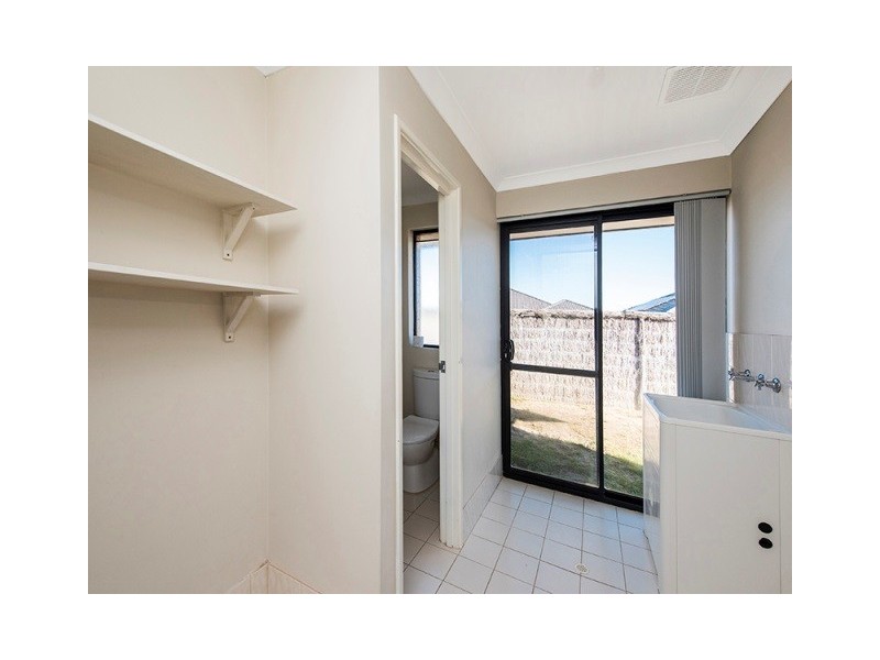 12 Dirleton Loop, Butler WA 6036