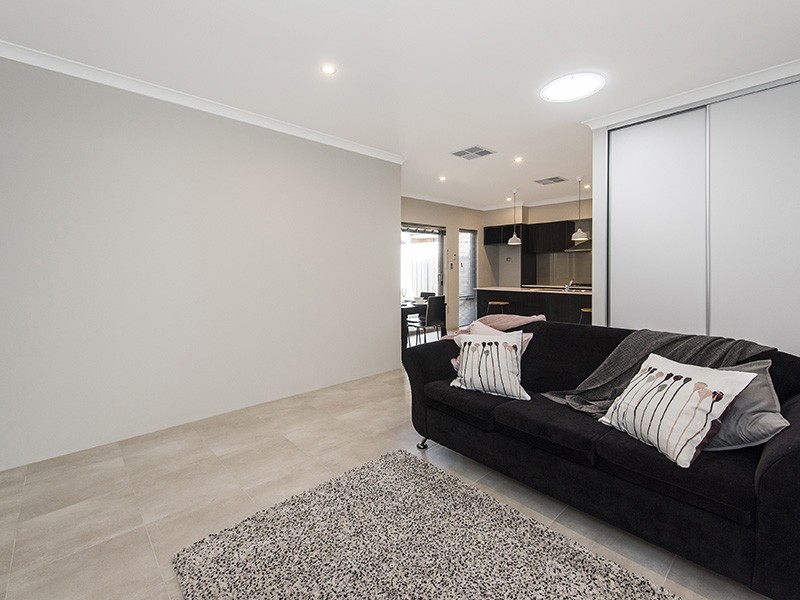 58a Redcliffe Ave, Balga WA 6061