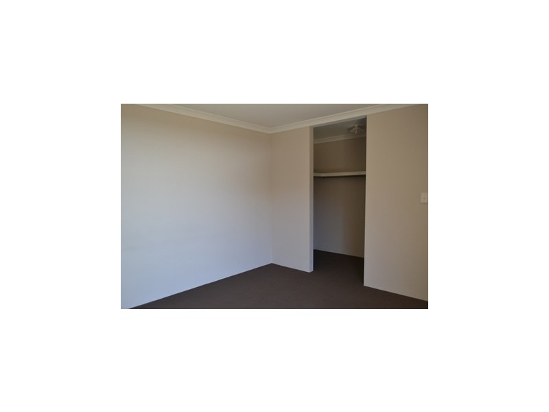 84 Kurrajong Boulevard, Banksia Grove WA 6031
