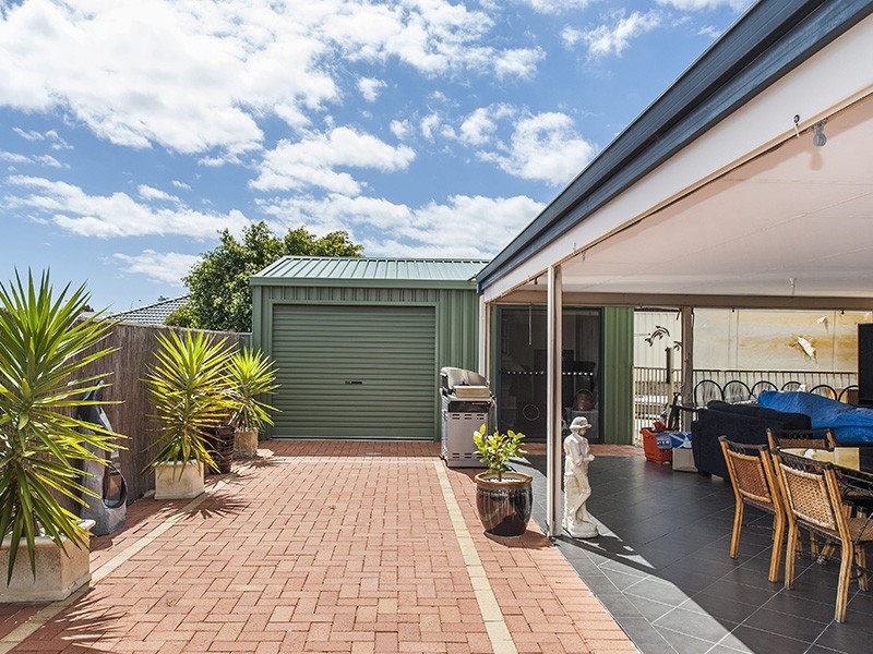 5 Terrigal Pass, Tapping WA 6065