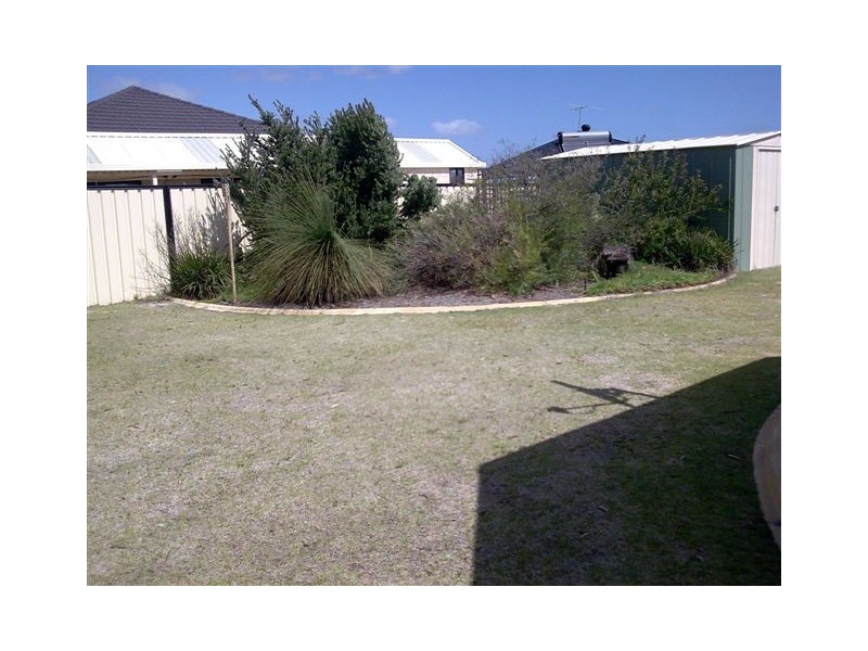 42  Innesvale Way, Carramar WA 6031
