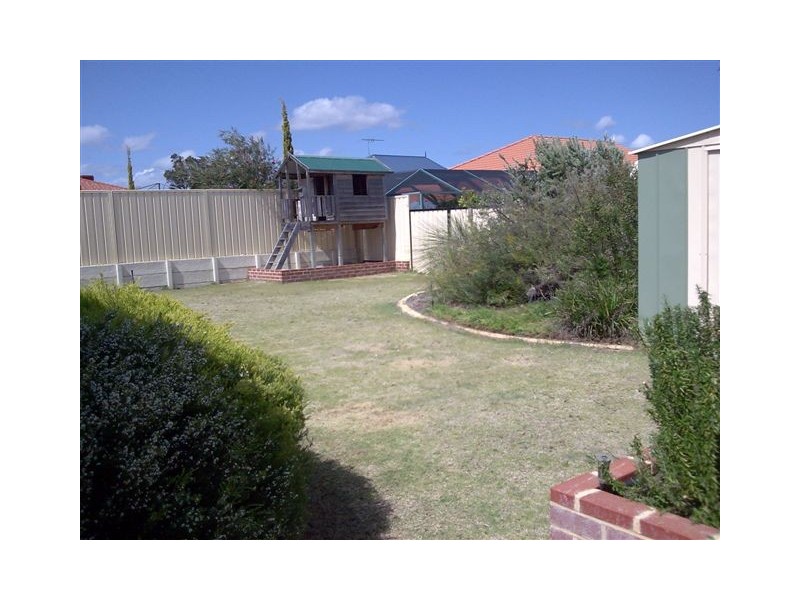 42  Innesvale Way, Carramar WA 6031
