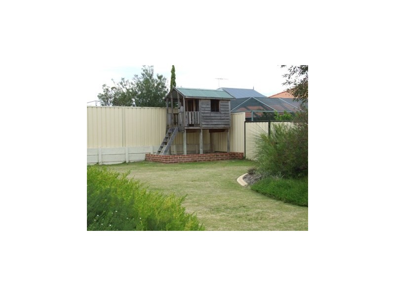 42  Innesvale Way, Carramar WA 6031