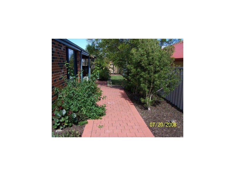 33 Kirkimbie Street, Carramar WA 6031