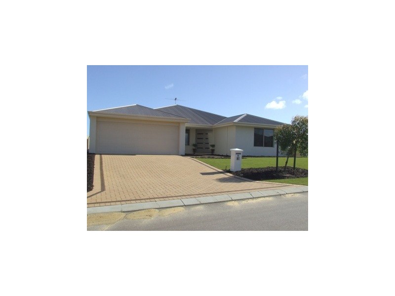 19 ALANDALE BEND, Banksia Grove WA 6031