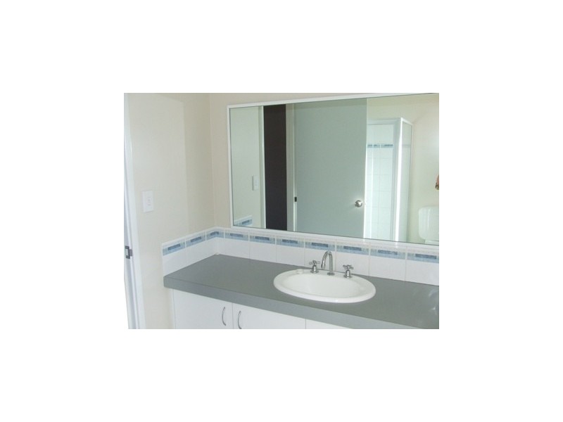 9/5 Yarra Court, Carramar WA 6031