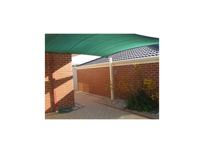 9/5 Yarra Court, Carramar WA 6031