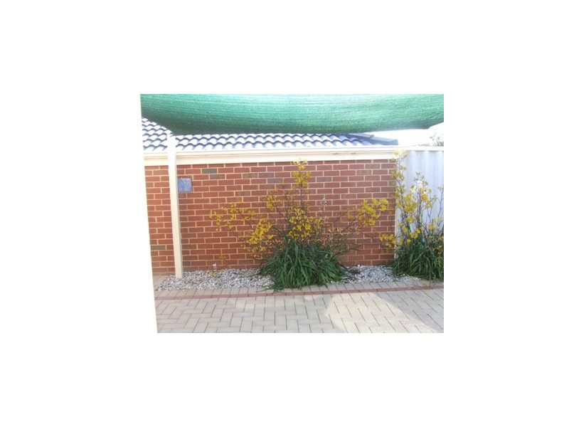 9/5 Yarra Court, Carramar WA 6031