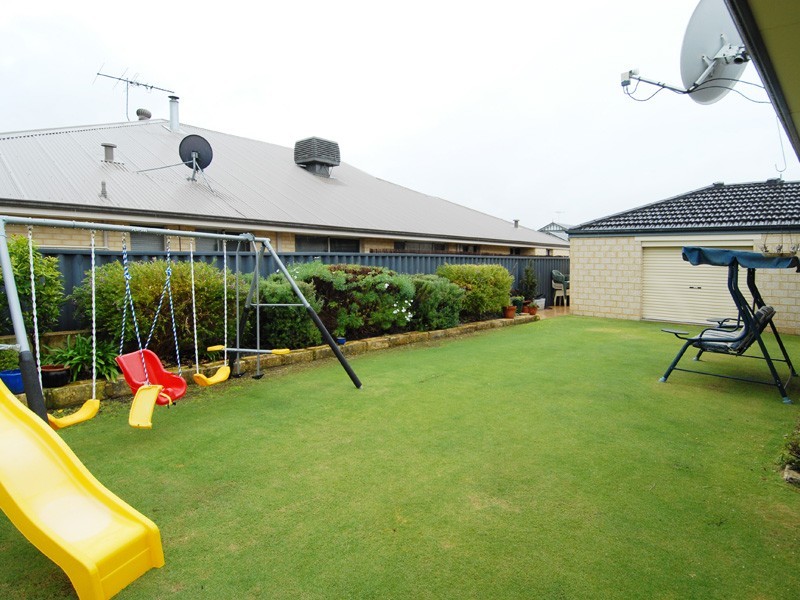 3 Minjah Circuit, Carramar WA 6031