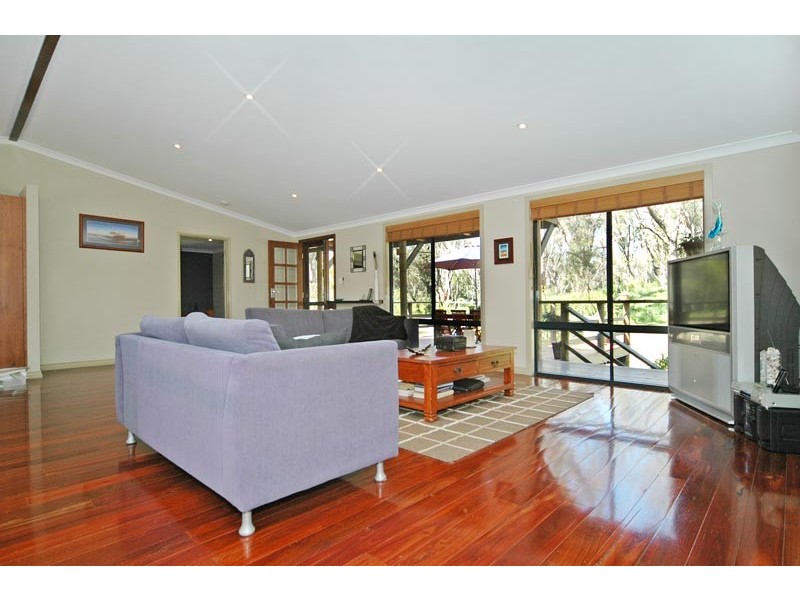 51 Emerald Drive, Carabooda WA 6033