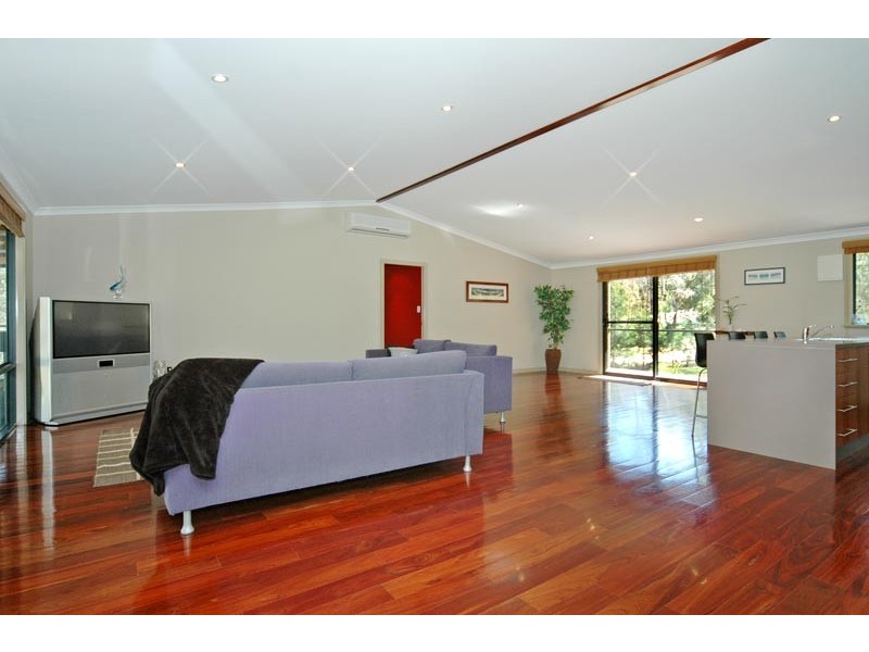 51 Emerald Drive, Carabooda WA 6033