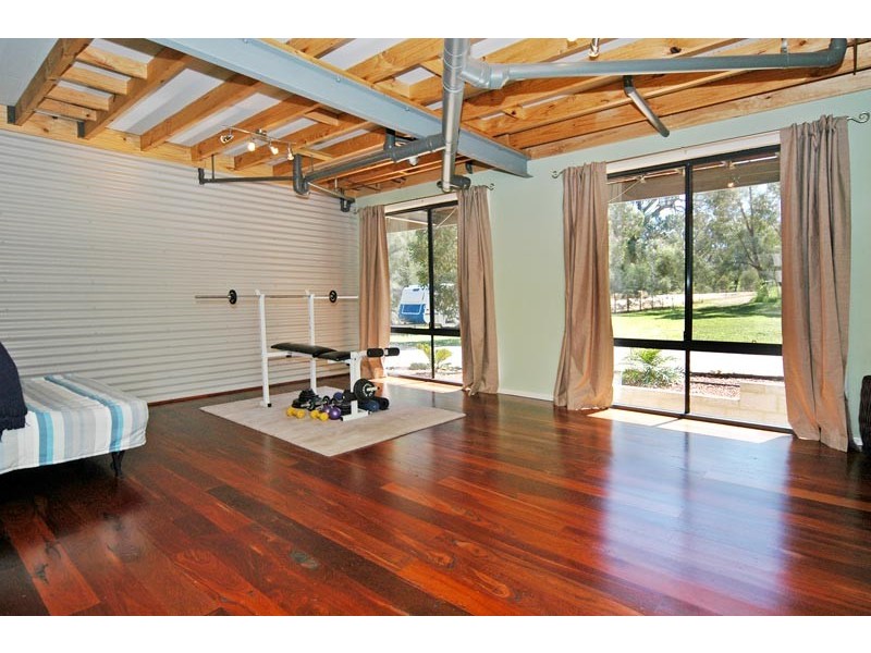 51 Emerald Drive, Carabooda WA 6033