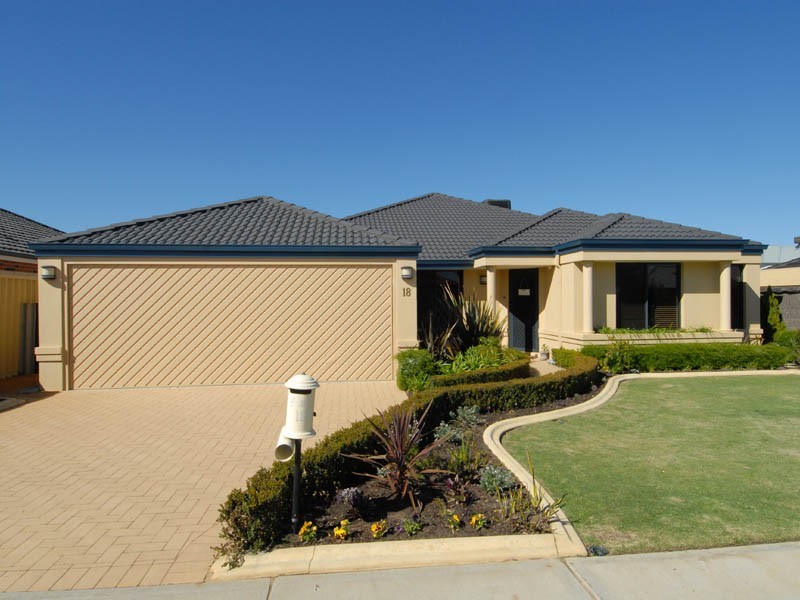 18 Wadhurst Road, Butler WA 6036