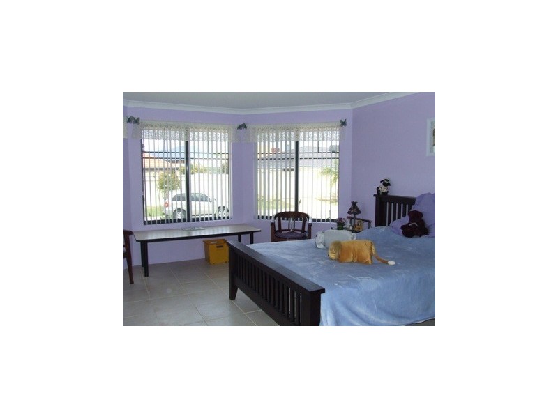 5 Inez Pass, Kinross WA 6028