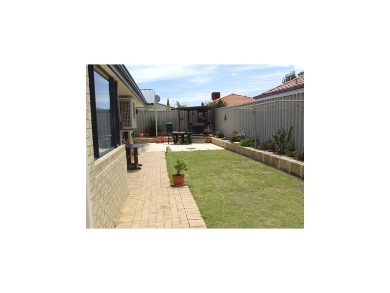 5 Inez Pass, Kinross WA 6028