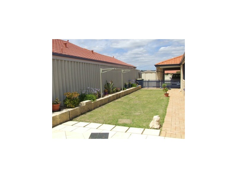 5 Inez Pass, Kinross WA 6028