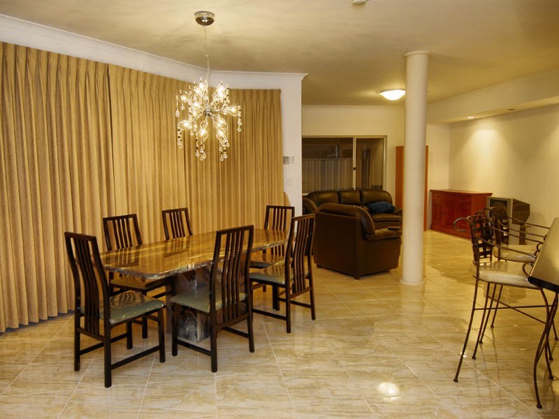 1 Kyby Place, Carramar WA 6031