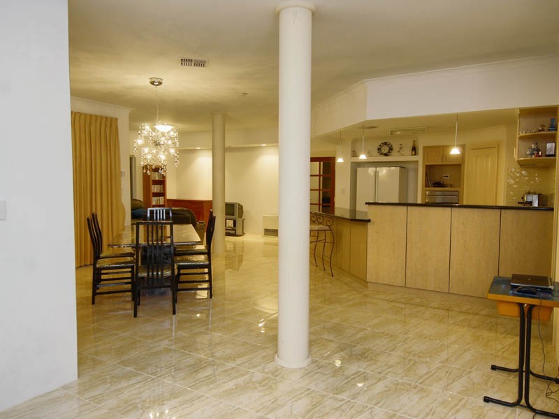 1 Kyby Place, Carramar WA 6031