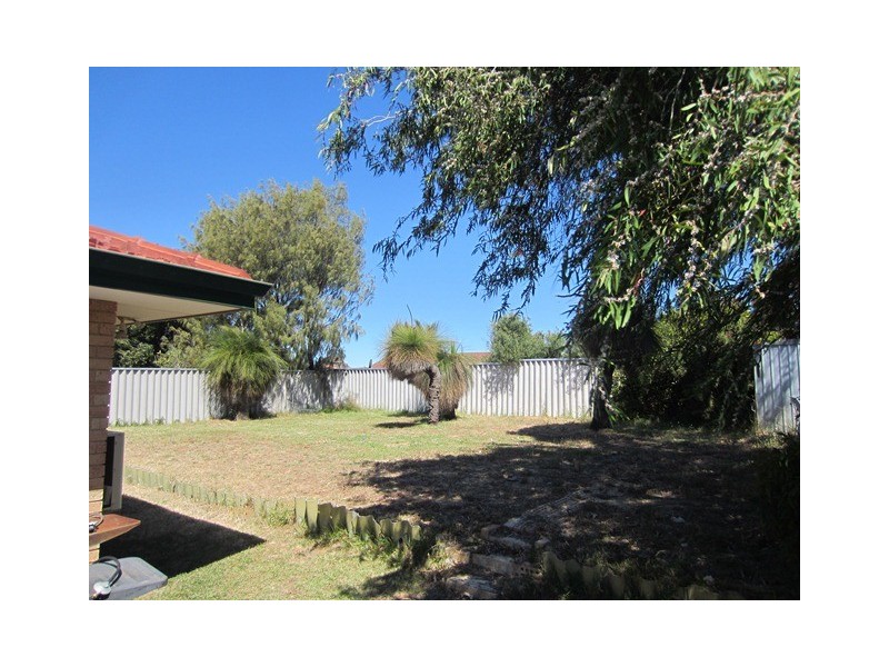16 Ballina Cl, Merriwa WA 6030