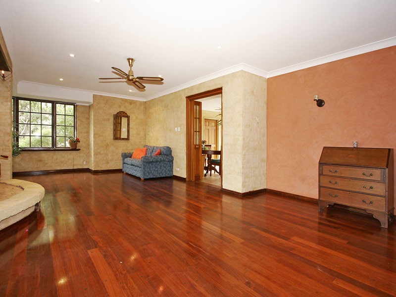 1 Trafford Court, Craigie WA 6025