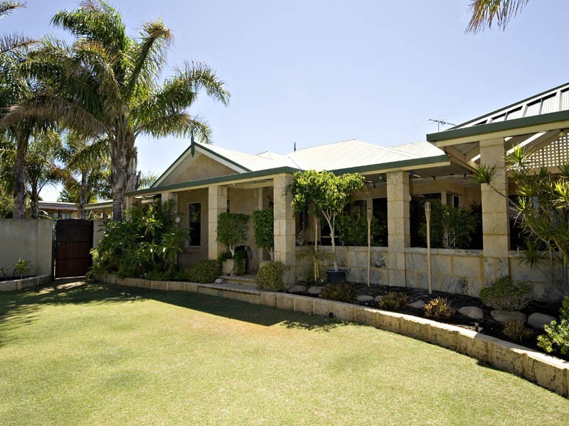 3 First Avenue, Burns Beach WA 6028