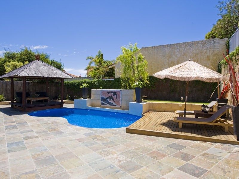 6 Latifa Close, Ocean Reef WA 6027