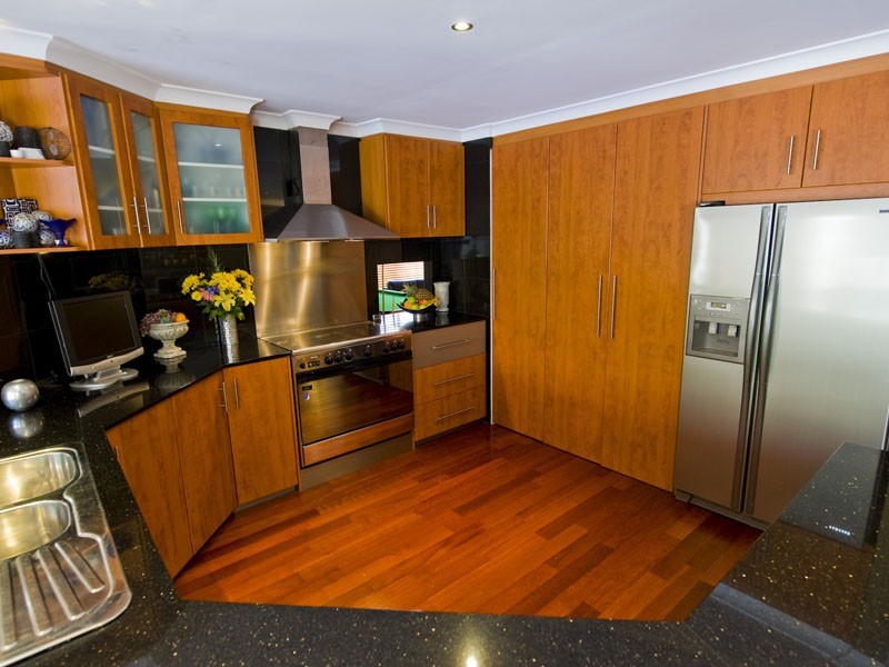 6 Latifa Close, Ocean Reef WA 6027