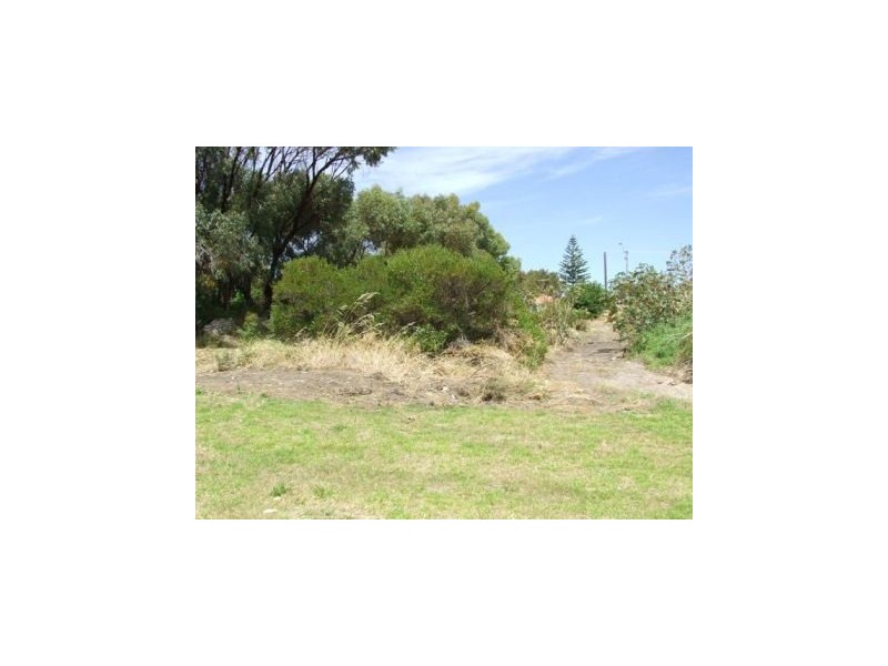 5 GAGE STREET, Two Rocks WA 6037