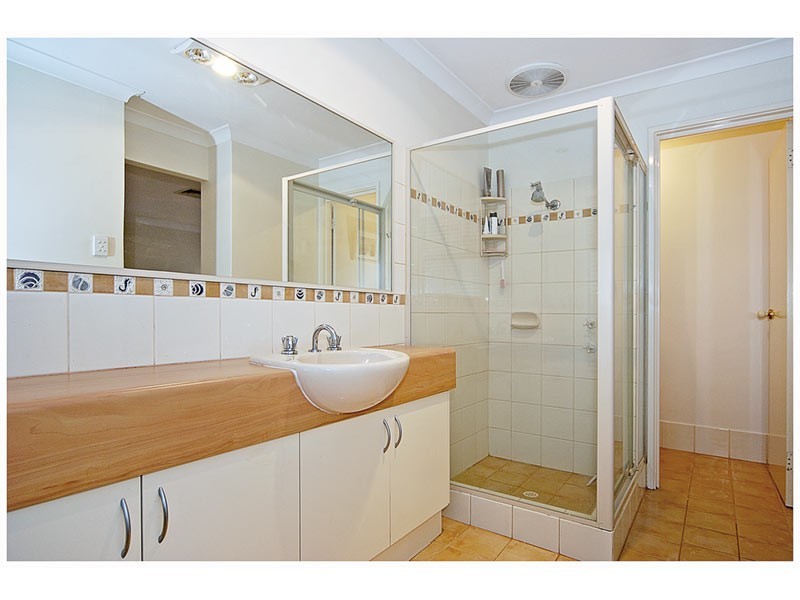 12 Blairgowie Heights, Kinross WA 6028