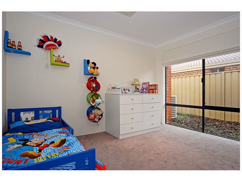 12 Blairgowie Heights, Kinross WA 6028