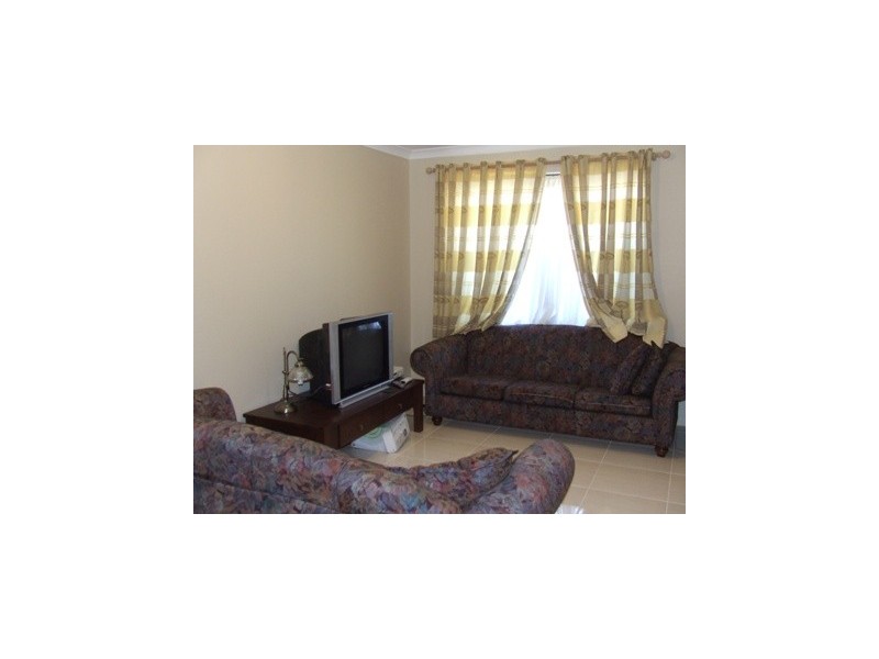 3 Gilbreth Bend, Tapping WA 6065