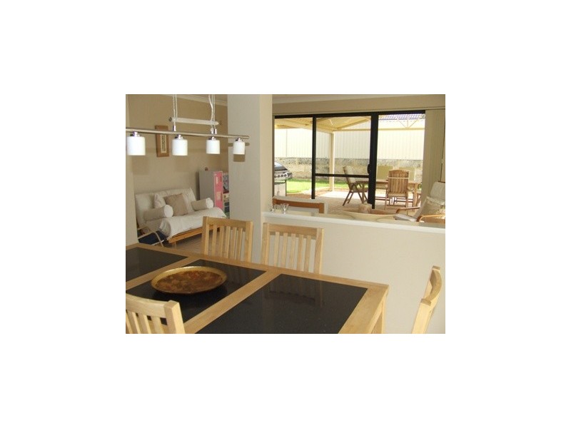 9 Monivae Vista, Tapping WA 6065