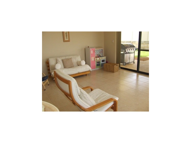 9 Monivae Vista, Tapping WA 6065