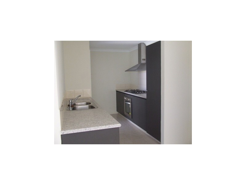 7/8 Salamanca Turn, Clarkson WA 6030