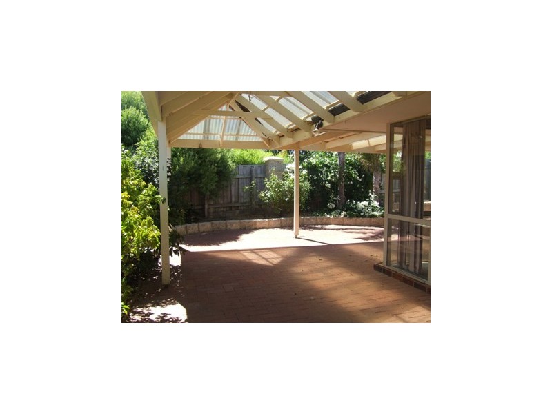 2 Gunsan Mews, Mindarie WA 6030