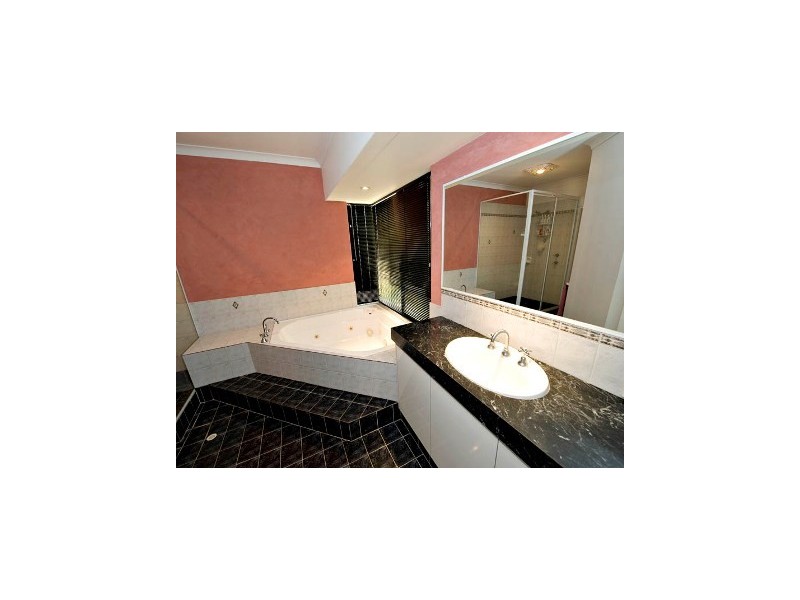 35 Galveston, Iluka WA 6028